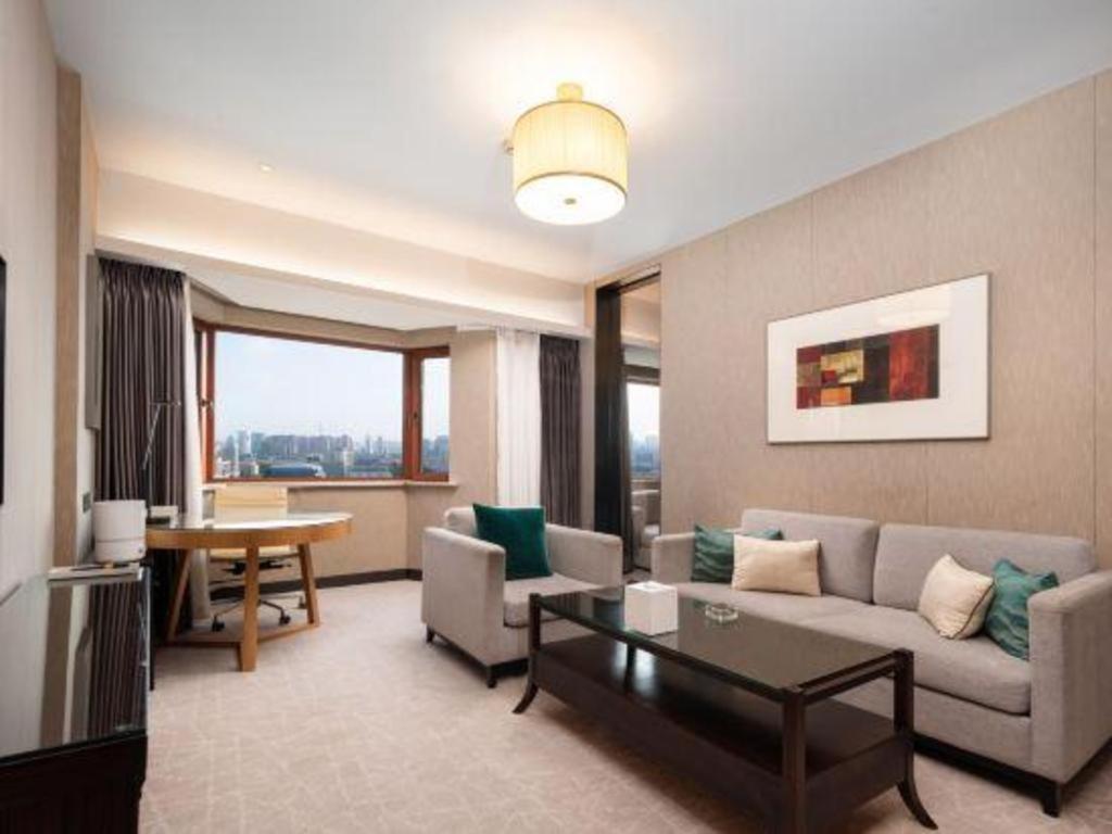 Shijiazhuang International Building Hotel Exteriör bild